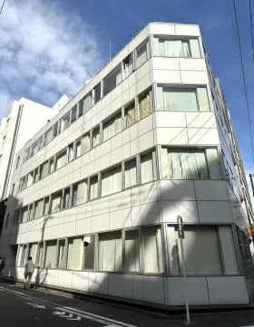 ICSTビルの外観