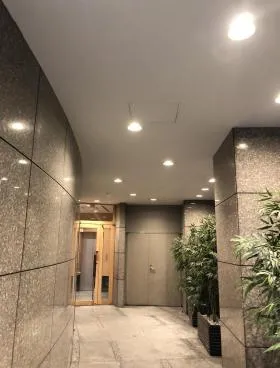 ダイハツ有楽町ビルの外観