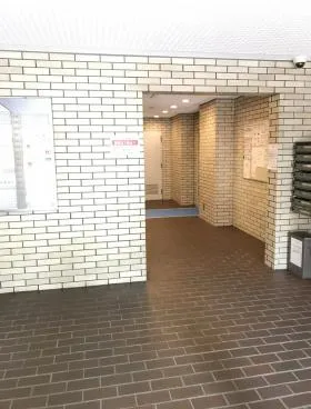東銀座ロイアルハイツの外観