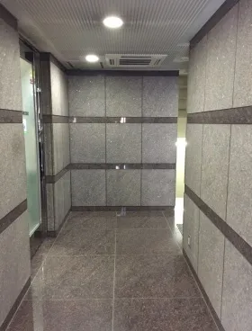 田町ハラビルの外観