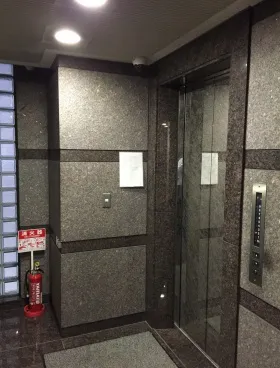 田町ハラビルの外観
