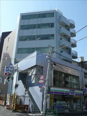 東京計量器中野坂上ビルの外観