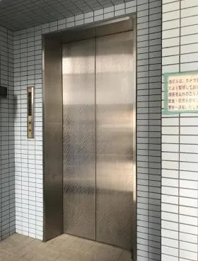 東京計量器中野坂上ビルの外観