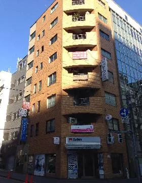 虎ノ門ファーストビルの外観