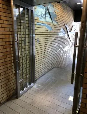 虎ノ門マスターズビルの外観