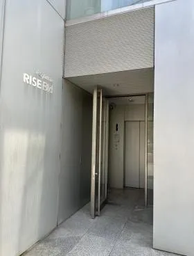 AOYAMA RISE BLDG.ビルの外観