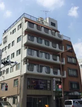 メゾンタケナカビルの外観