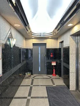 アポテックビルの外観