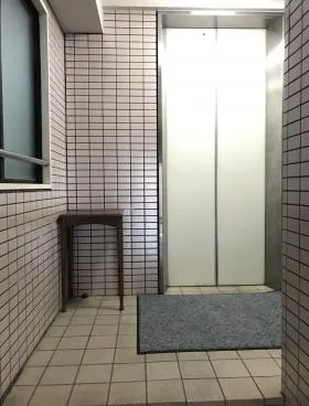 YTSビルの外観