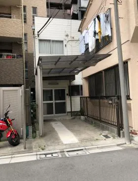 瀧口貸事務所ビルの外観