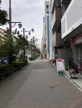 瀧口貸事務所ビルの外観