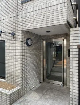 DAM赤坂ビルの外観