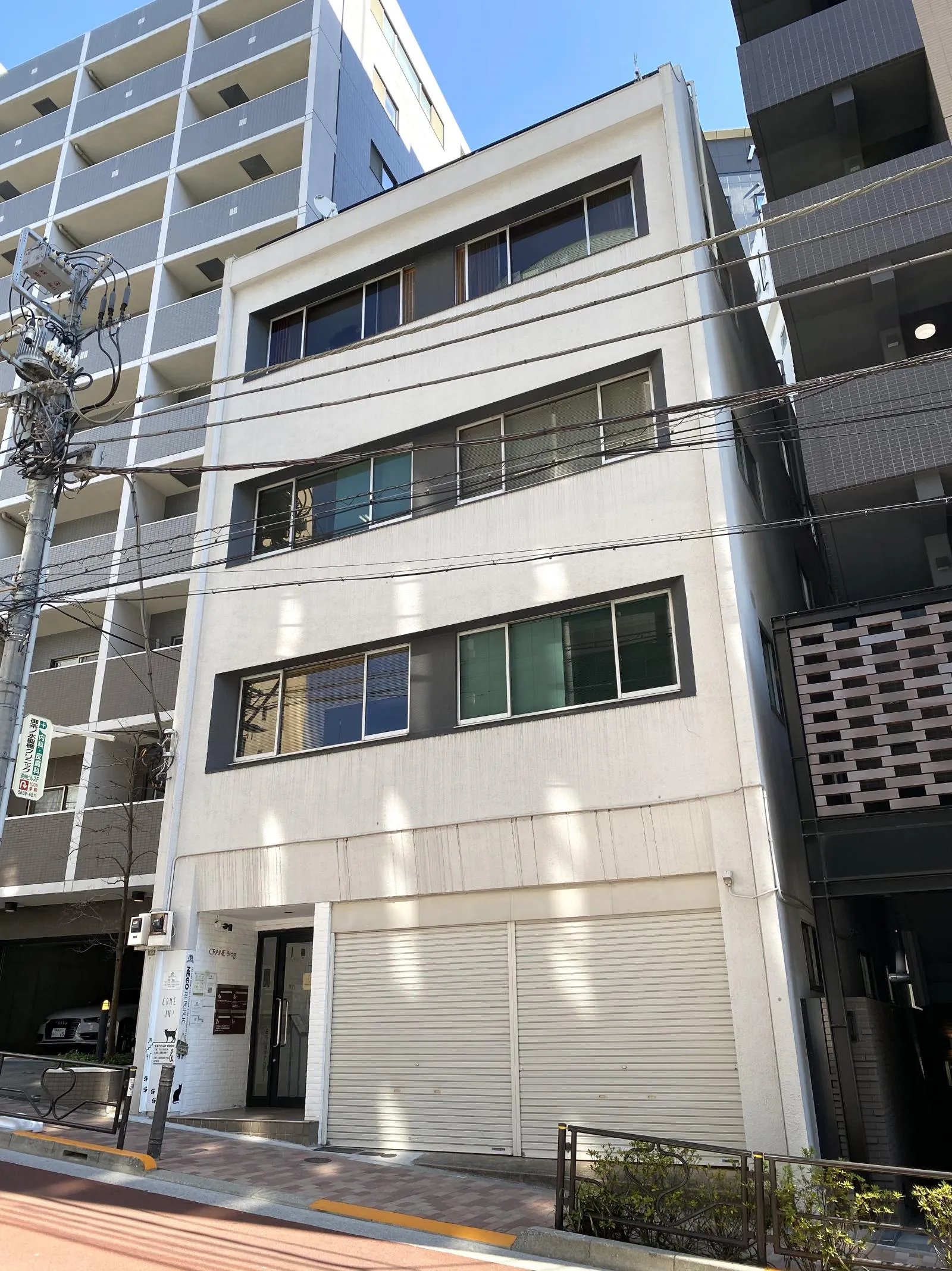 CRANEビル