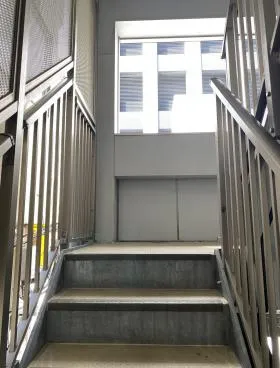 八重洲境井ビルの外観