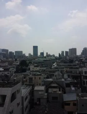 神宮前董友ビルⅠの外観