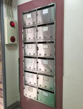 芝ビルの外観