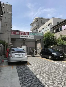 船橋SFビルの外観