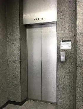 船橋SFビルの外観