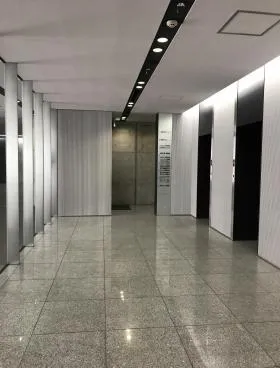 船橋スカイビルの外観