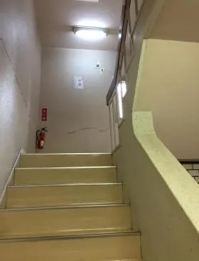 康楽ビルの外観