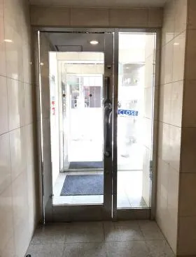 サクセスビルの外観