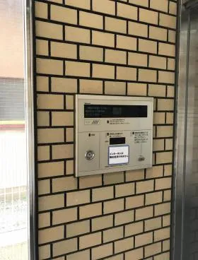 湊町日本橋ビルの外観