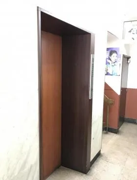石田ビルの外観