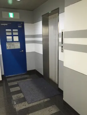 石井ビルの外観