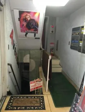 萬楽園ビルの外観
