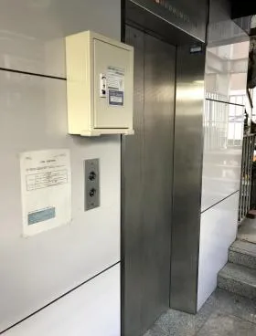新橋溝口ビルの外観