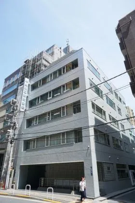 中央精工ビルの外観