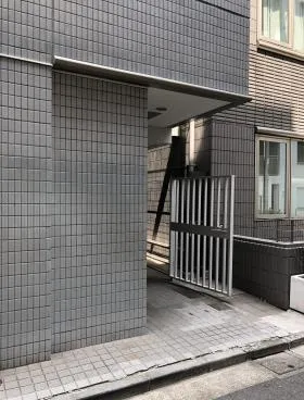 中央精工ビルの外観