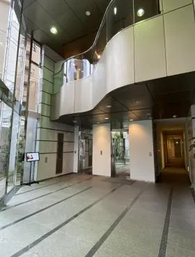 Daiwa笹塚ビルの外観