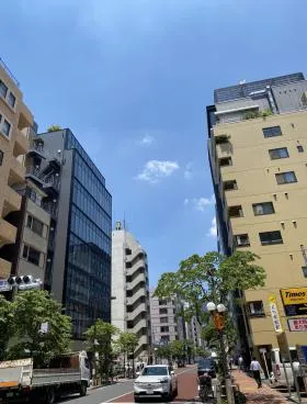 SW新橋ビル(旧オーイズミ新橋ビル)の外観
