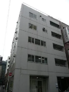 新橋パインビルの外観