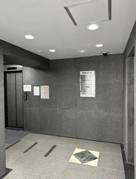 新橋IKビルの外観