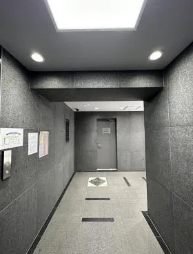 新橋IKビルの外観