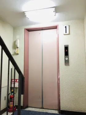 西新橋木村ビルの外観
