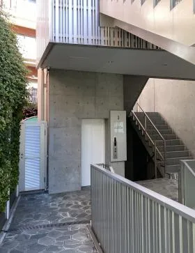 iori表参道ビルの外観