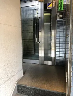 木内ビルの外観