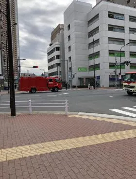 根本ビルの外観