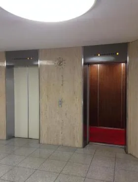 日本企業会館ビルの外観