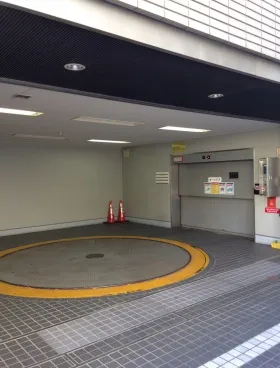 住友生命りそな千葉ビルの外観