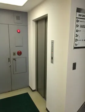 第2升本ビルの外観