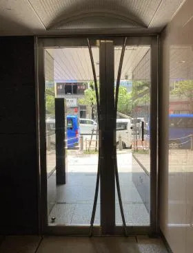 新橋原ビルの外観