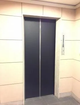 第1榎ビルの外観