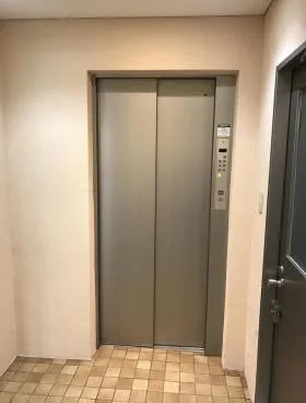 第2高山ビルの外観