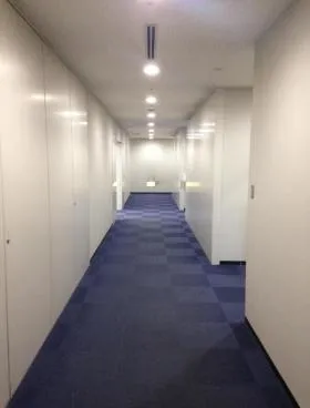 スターツ幕張ビルの外観