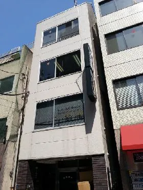 ノグチビルの外観