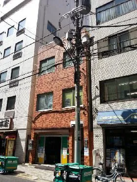 岡島ビルの外観